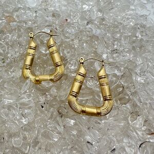 VINTAGE 14k rounded square brushed and polished Gold Hoop Earrings